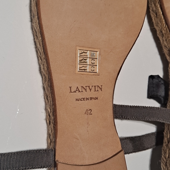 Lanvin flat espadrils with satin bow ribbon closure.  Size 42. Made in Spain - Picture 7 of 12